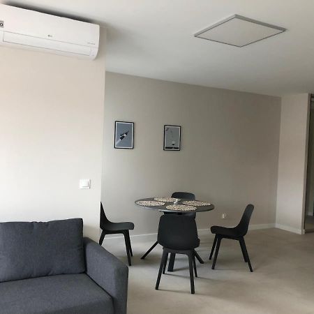 Apartament De Lux Apart 45 Grabiszynska Вроцлав Экстерьер фото