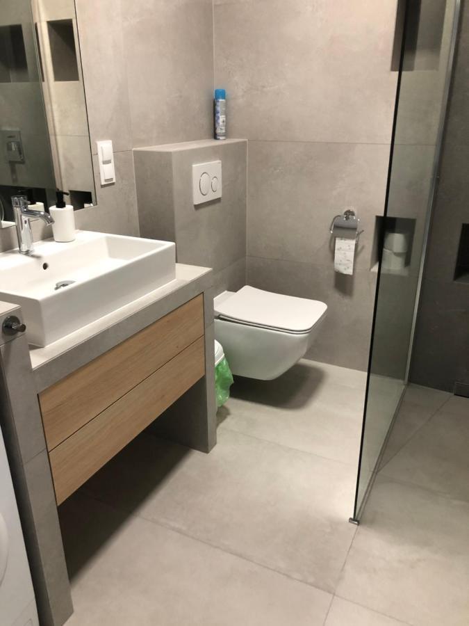 Apartament De Lux Apart 45 Grabiszynska Вроцлав Экстерьер фото