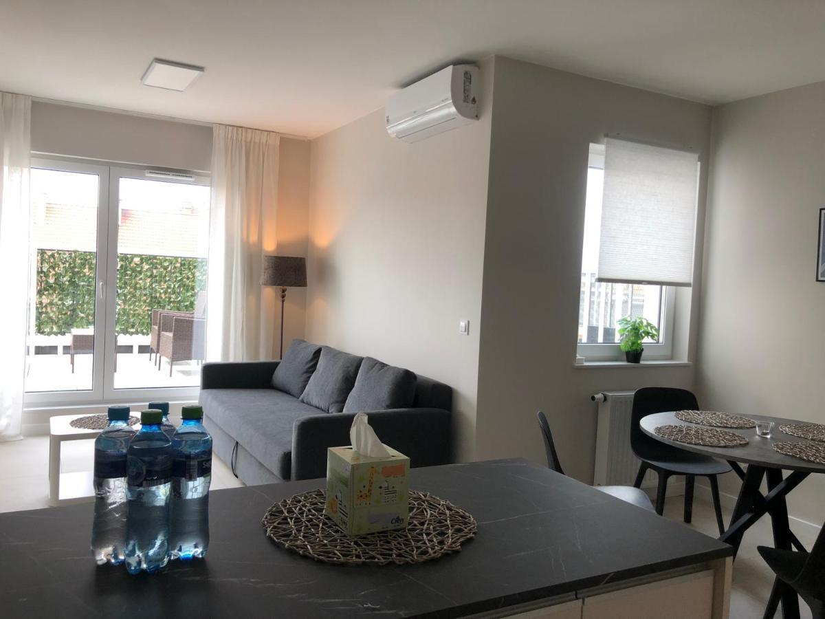Apartament De Lux Apart 45 Grabiszynska Вроцлав Экстерьер фото