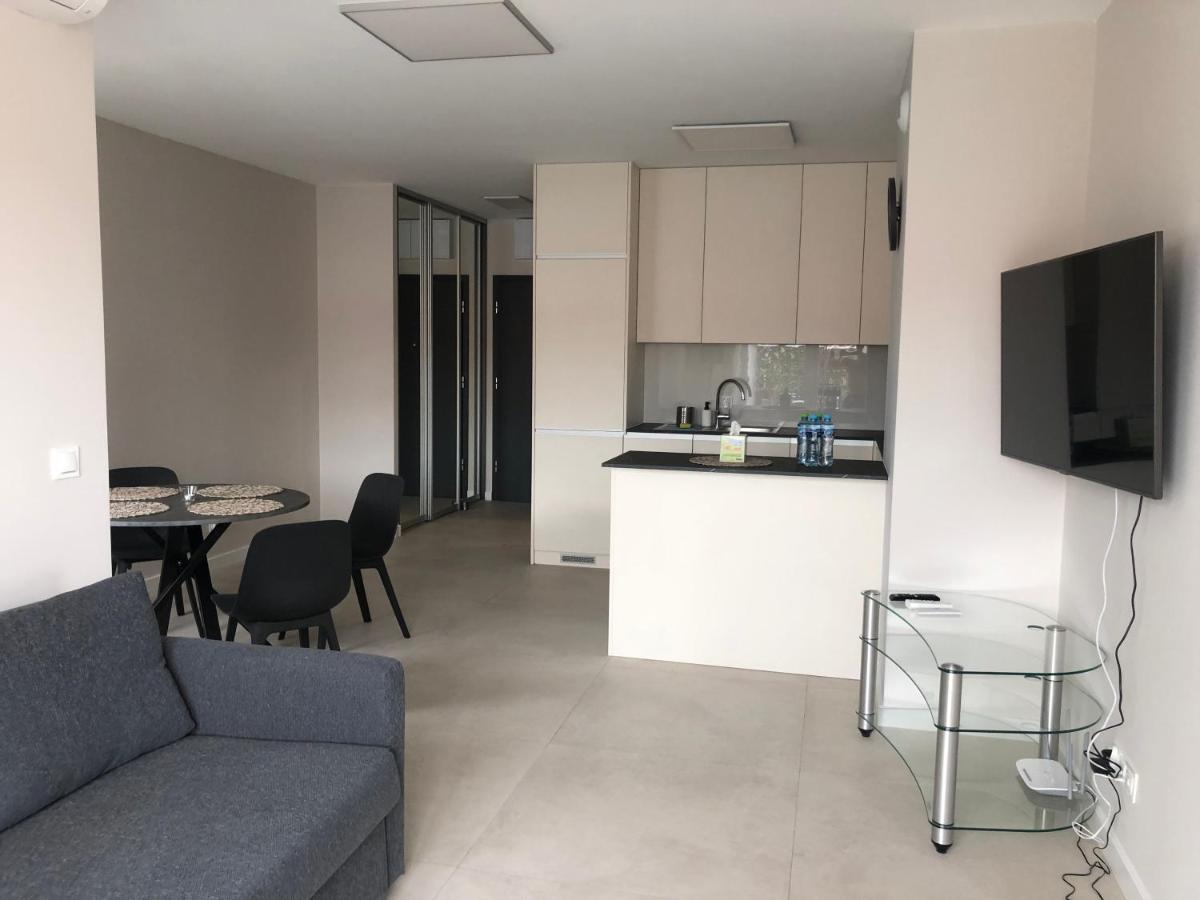 Apartament De Lux Apart 45 Grabiszynska Вроцлав Экстерьер фото